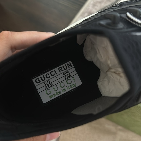 Gucci - Picture 4 of 4